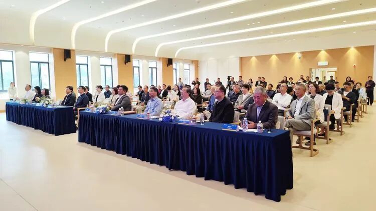 微信图片_20251027203914.jpg 微信图片_20251027203914.jpg