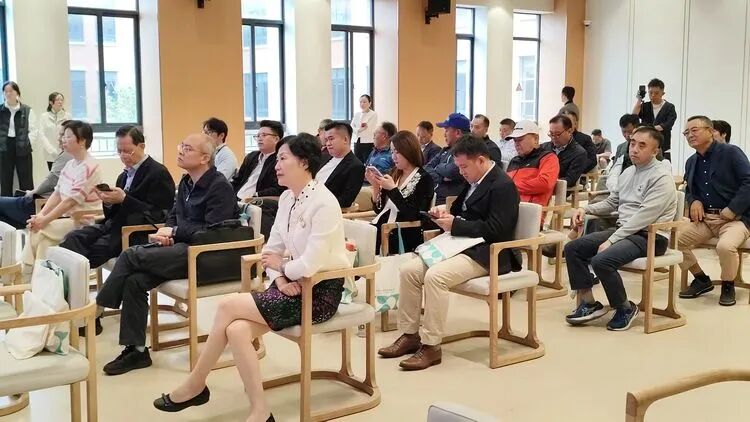 微信图片_20251027204014.jpg 微信图片_20251027204014.jpg