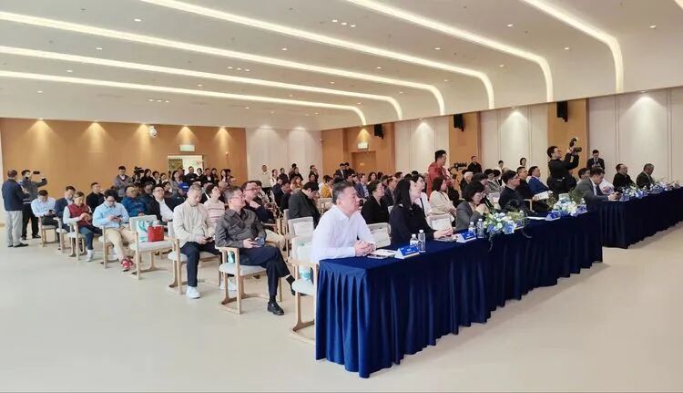 微信图片_20251027203956.jpg 微信图片_20251027203956.jpg